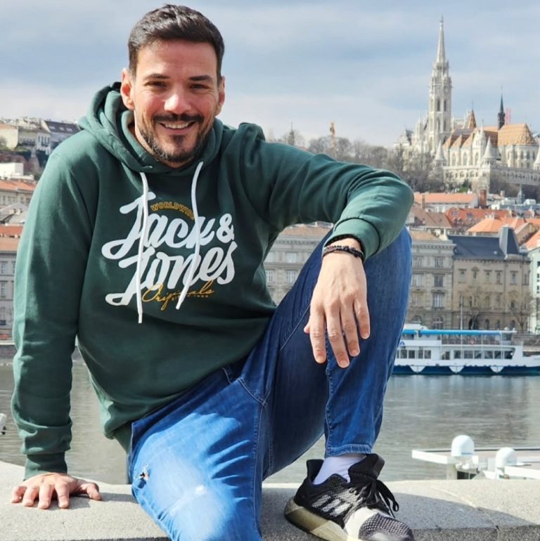 Κώστας Τσουρός