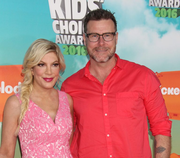 H Tori Spelling και ο Dean McDermott στα 29α Kids' Choice Awards, 12 Μαρτίου 2016