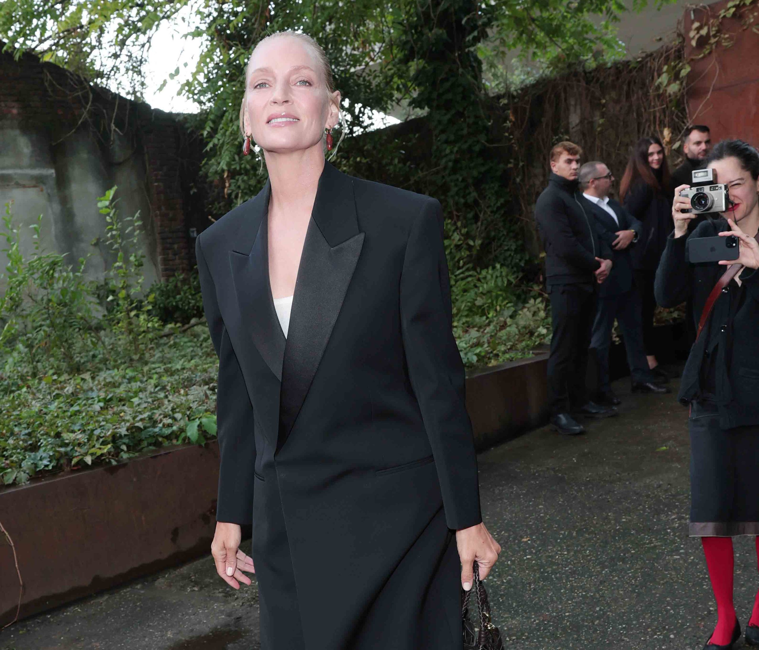 Η Uma Thurman στην επίδειξη μόδας Bottega Veneta Summer 26 κατά τη διάρκεια της Εβδομάδας Μόδας του Μιλάνου Άνοιξη/Καλοκαίρι 2026 στις 27 Σεπτεμβρίου 2025.