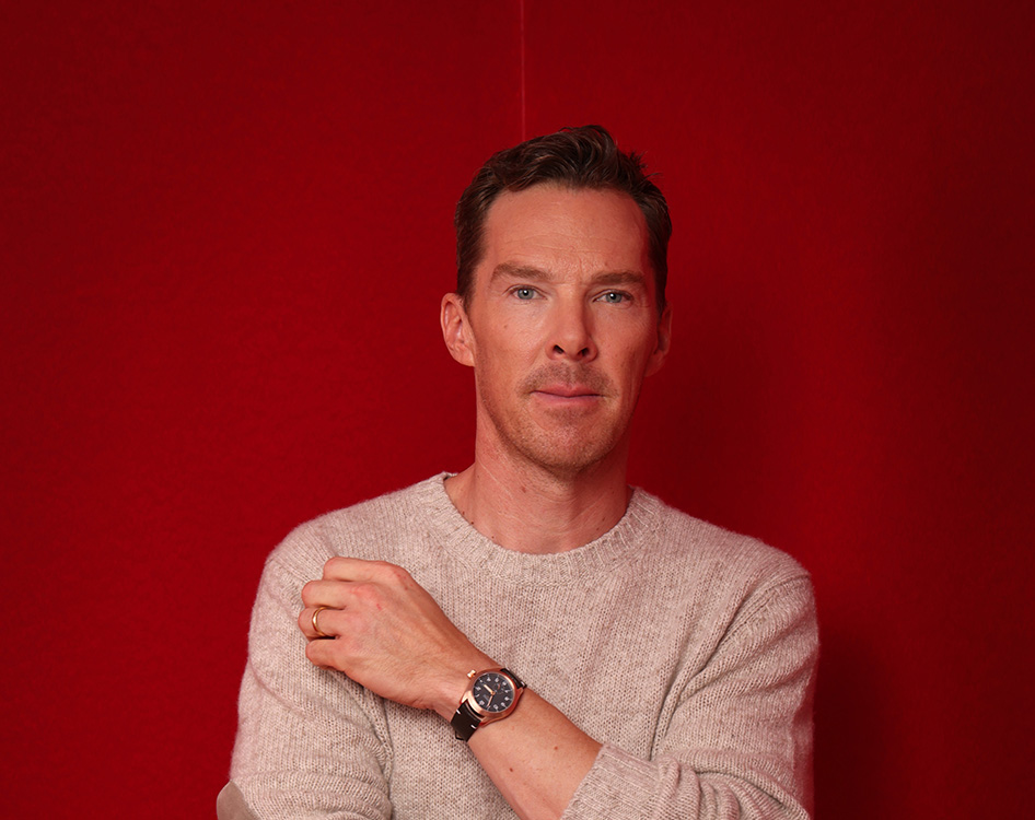 Ο Benedict Cumberbatch ποζάρει στο στούντιο πορτρέτων κατά τη διάρκεια του Διεθνούς Φεστιβάλ Κινηματογράφου Ερυθράς Θάλασσας 2024 στις 10 Δεκεμβρίου 2024 στην Τζέντα της Σαουδικής Αραβίας.