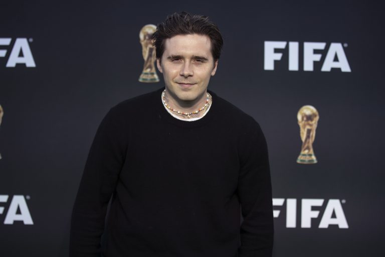 O Brooklyn Beckham στο 2026 FIFA World Cup Official Brand Launch που διοργανώθηκε στο Griffith Park Observatory του Λος Άντζελες, 17 Μαΐου 2023