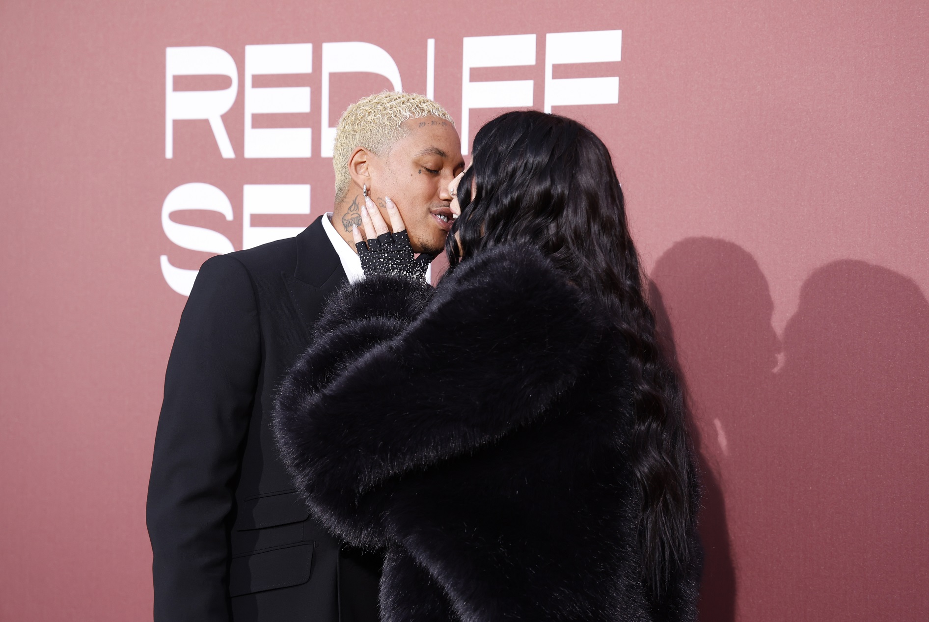 O Alexander Edwards και η Cher στο amfAR Gala, στο πλαίσιο του 77ου Φεστιβάλ Καννών στο Cap D'Antibes, 23 Μαΐου 2024