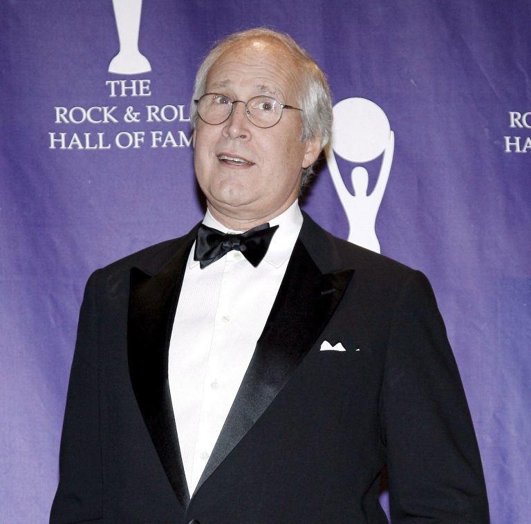 Ο Chevy Chase στην Αίθουσα Τύπου κατά την εισαγωγή στο Rock and Roll Hall of Fame στη Νέα Υόρκη, 10 Μαρτίου 2008