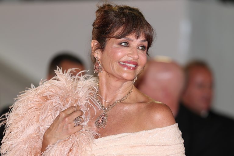 H Helena Christensen στην πρεμιέρα του "Bono: Stories of Surrender" στο πλαίσιο του 78ου Φεστιβάλ Καννών, 16 Μαΐου 2025