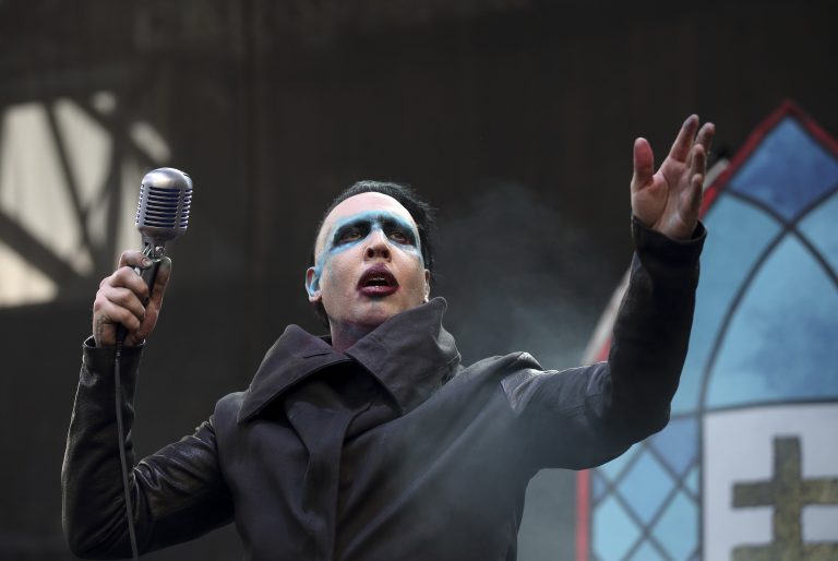 O Marilyn Manson εμφανίζεται στο Rock on the Range Festival στο Οχάιο, 15 Μαΐου 2015
