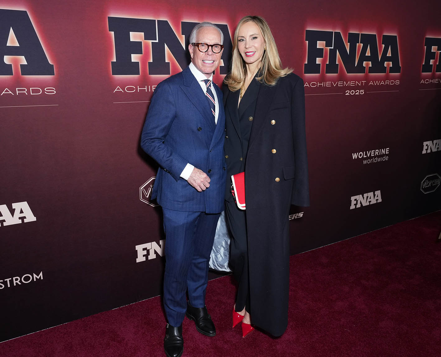 O Tommy Hilfiger και η σύζυγός του Dee Ocleppo Hilfiger στην εκδήλωση Footwear News Achievement Awards που πραγματοποιήθηκε στο Cipriani 25 Broadway στις 3 Δεκεμβρίου 2025 στη Νέα Υόρκη.