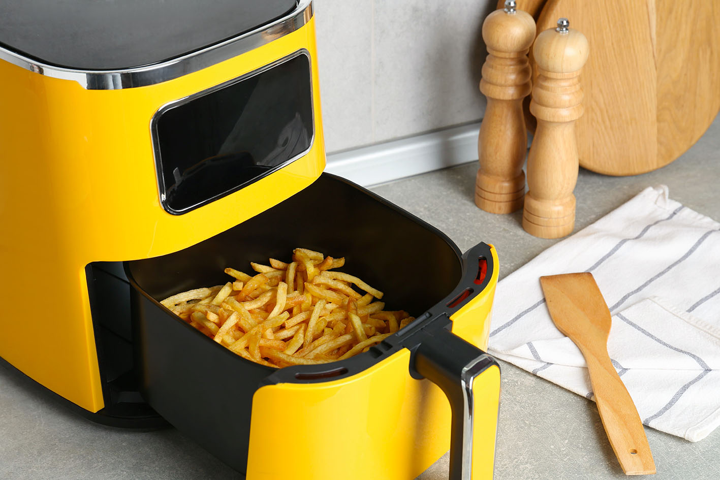 Air Fryer με πατάτες (τηγανητές)