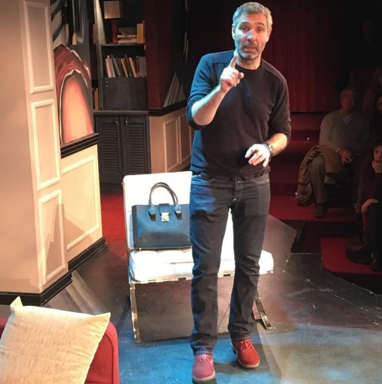 Θοδωρής Αθερίδης στο θέατρο