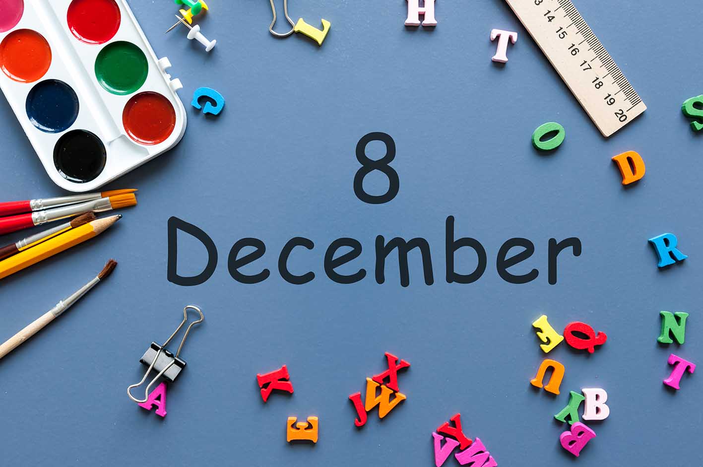 Ημερολόγιο Δεκέμβριος 8