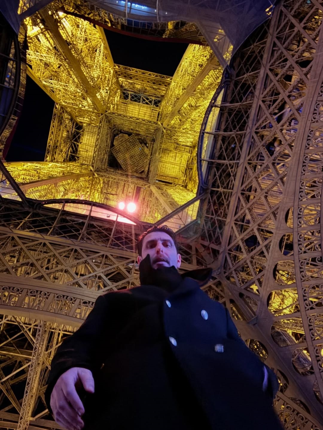 O Γιώργος Γεροντιδάκης στο Παρίσι