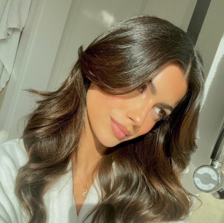 Καθαρή επιδερμίδα χωρίς σπυράκια