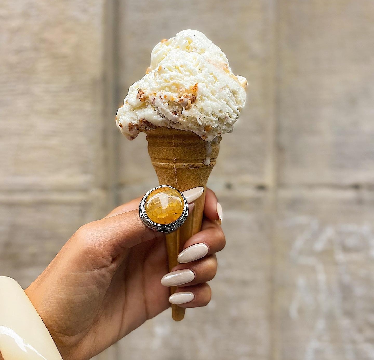 Vanilla glass νύχια