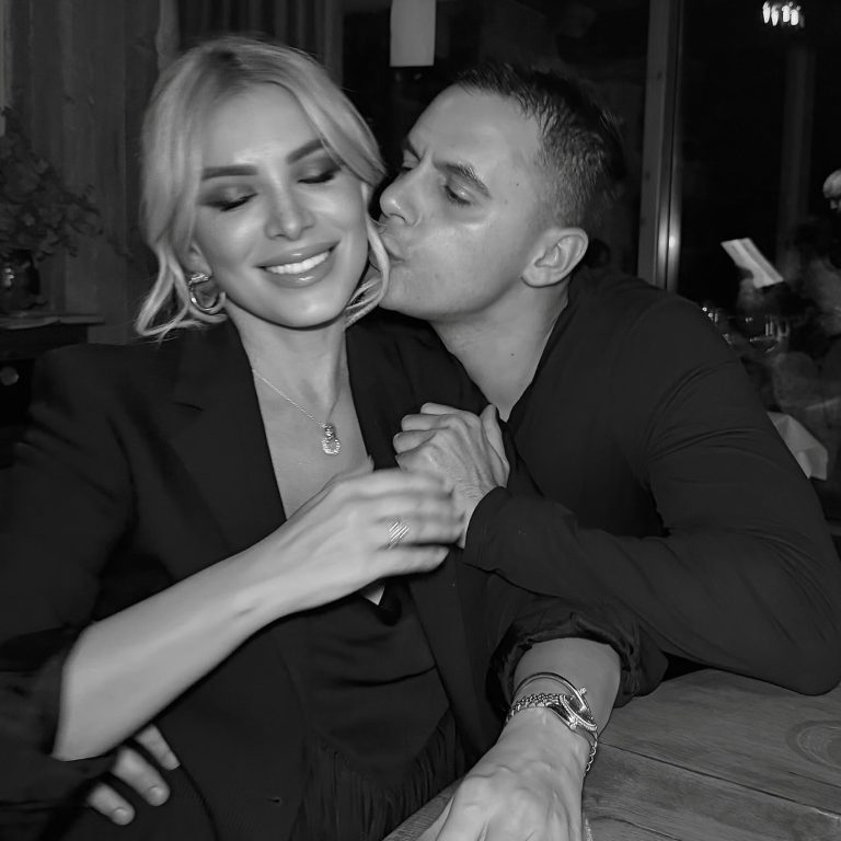 Κατερίνα Καινούργιου και Παναγιώτης Κουτσουμπής αγκαλιασμένοι