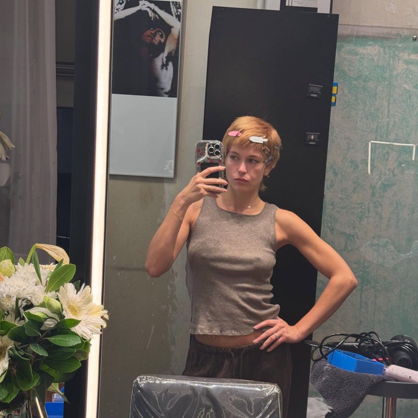 Η Κλέλια Ανδριολάτου με αγορέ look