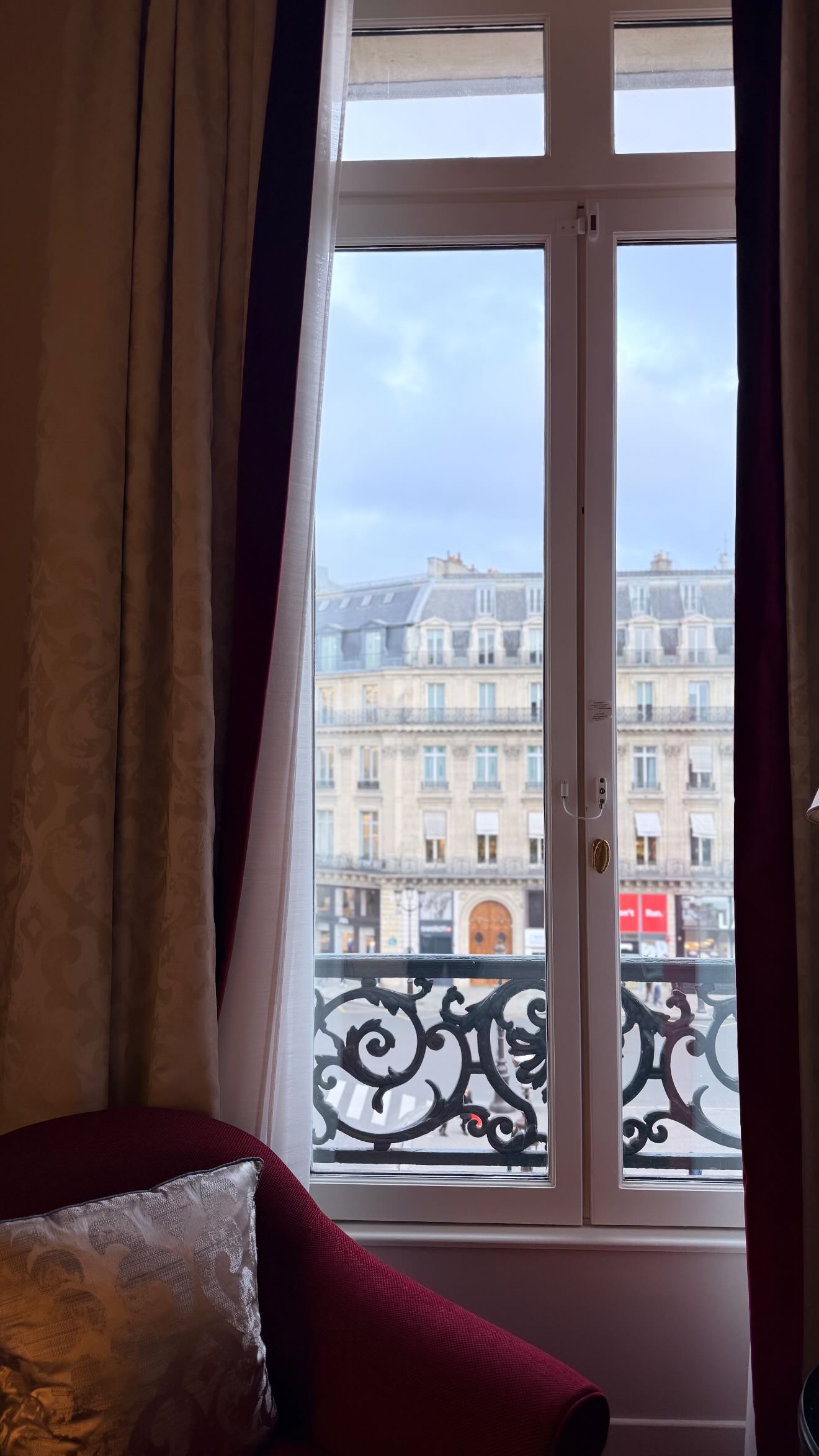 Η φωτογραφία της Αντωνά από το Παρίσι