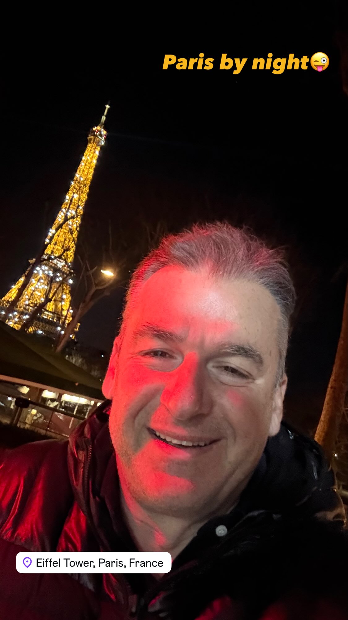 Ο Λιάγκας στο Παρίσι με φόμτο τον Πύργο του Αίφελ