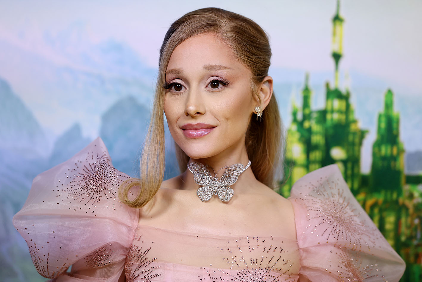 H Ariana Grande στην περιοδεία "Journey Through Oz" για να γιορτάσει την αυστραλιανή πρεμιέρα του "Wicked" στο State Theatre στις 3 Νοεμβρίου 2024 στο Σίδνεϊ.