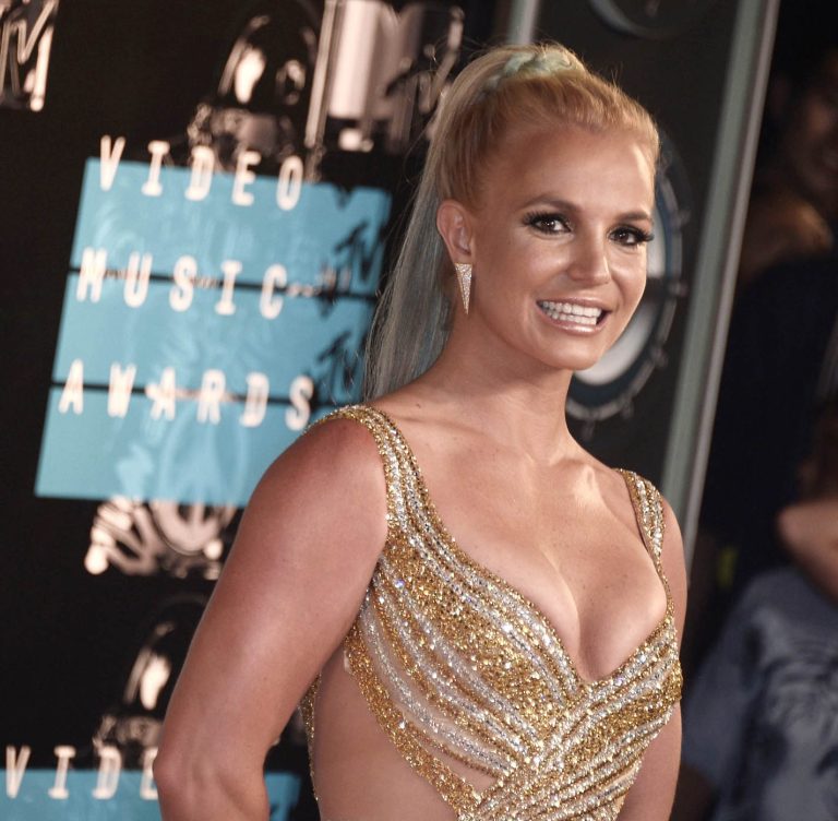 Η Britney Spears στο κόκκινο χαλί για τα 32α MTV Video Music Awards στο Microsoft Theater του Λος Άντζελες, 30 Αυγούστου 2015