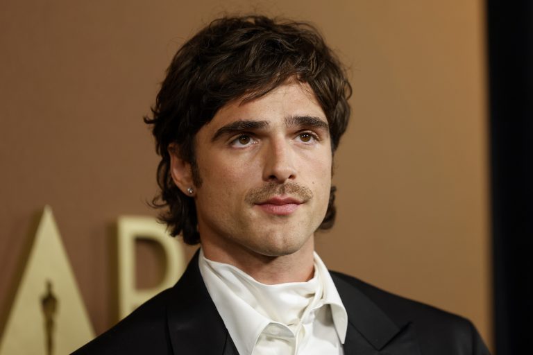 O Jacob Elordi στα 16α Governors Awards στο Λος Άντζελες, 16 Νοεμβρίου 2025