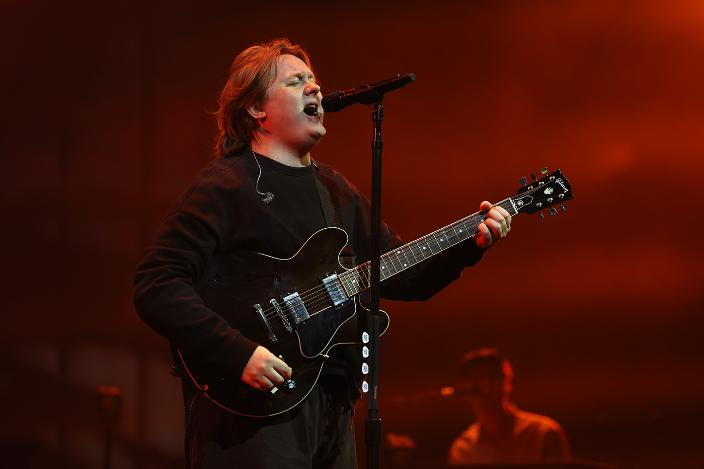 O Lewis Capaldi στο Qudos Bank Arena στις 6 Δεκεμβρίου 2025 στο Σίδνεϊ της Αυστραλίας.