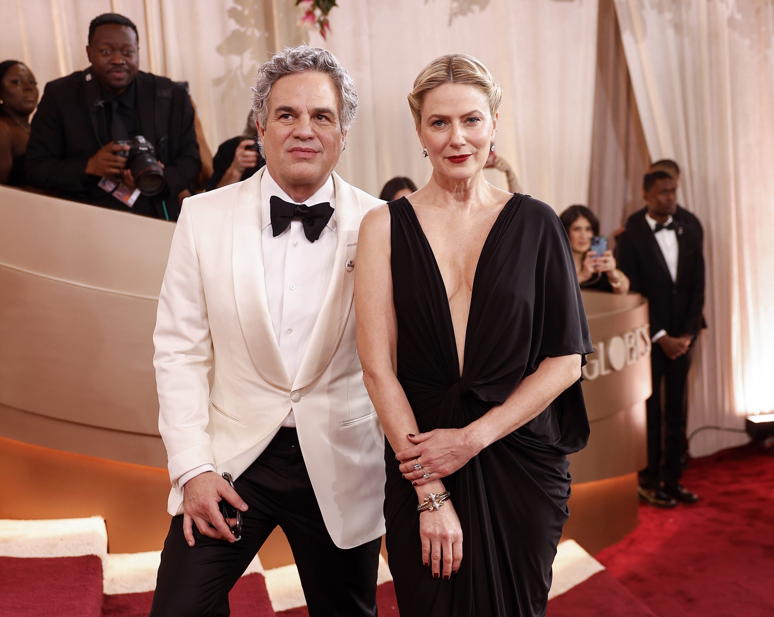 O Mark Ruffalo και η Sunrise Coigney στις 83ες Χρυσές Σφαίρες στις 11 Ιανουαρίου 2026