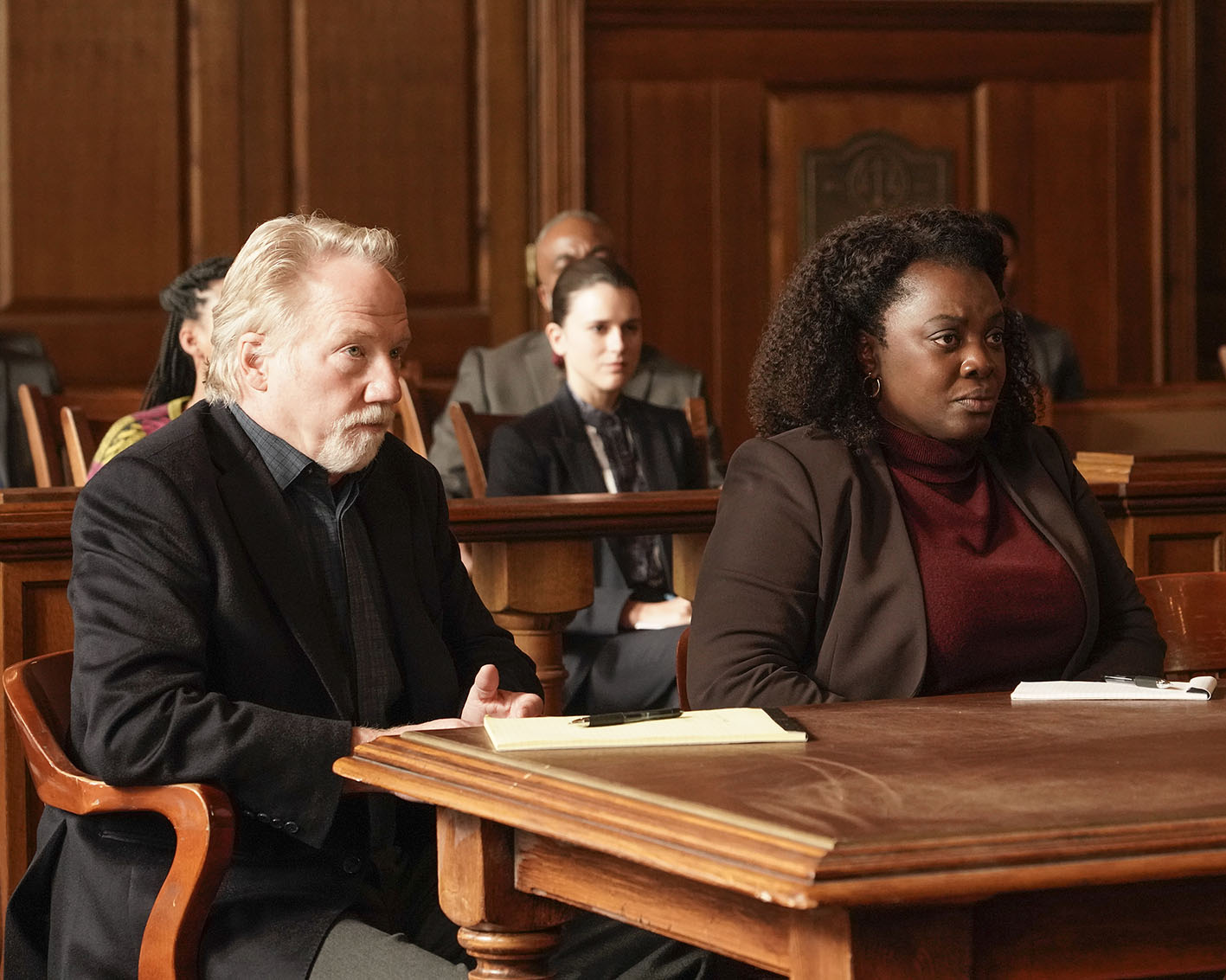 Σκηνή από τη σειρά του ABC "For Life". 