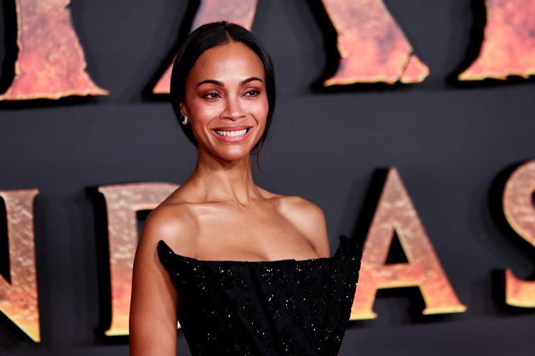 H Zoe Saldana στην ευρωπαϊκή πρεμιέρα της ταινιας "Avatar: Fire and Ash" στο La Seine Musicale στο Παρίσι, 5 Δεκεμβρίου 2025
