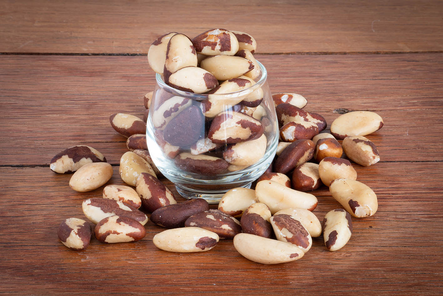 Tα brazilian nuts (βραζιλιάνικα φιστίκια) γνωστά και ως Castanha do Pará.