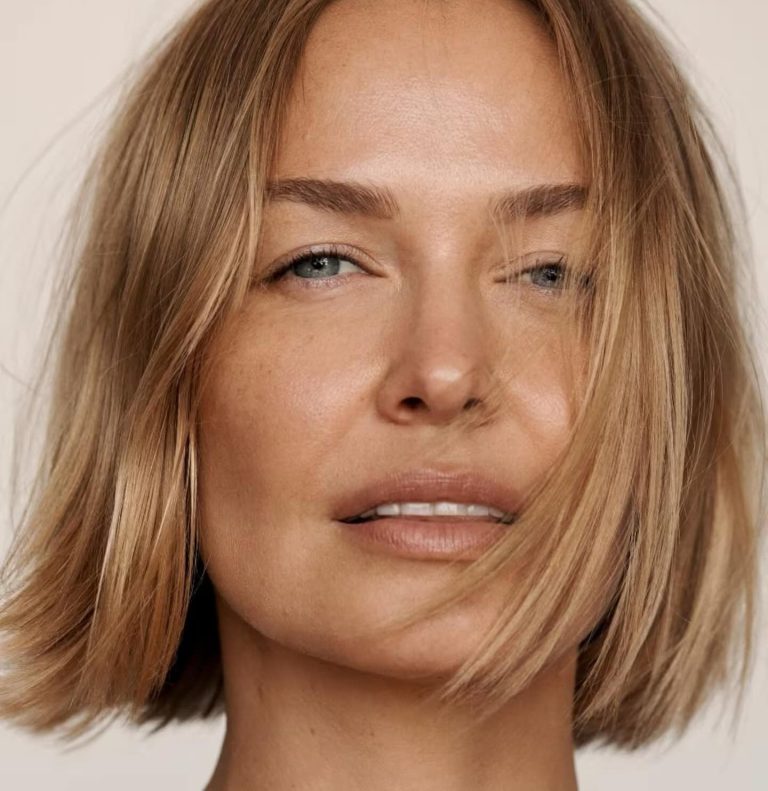 Ρυτίδες έκφρασης σε χαμόγελο