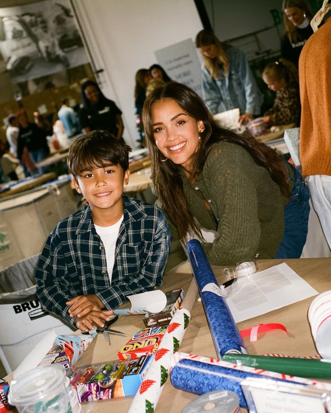 H Jessica Alba και ο γιος της Hayes