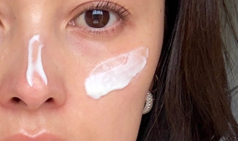 Καθαρισμός προσώπου