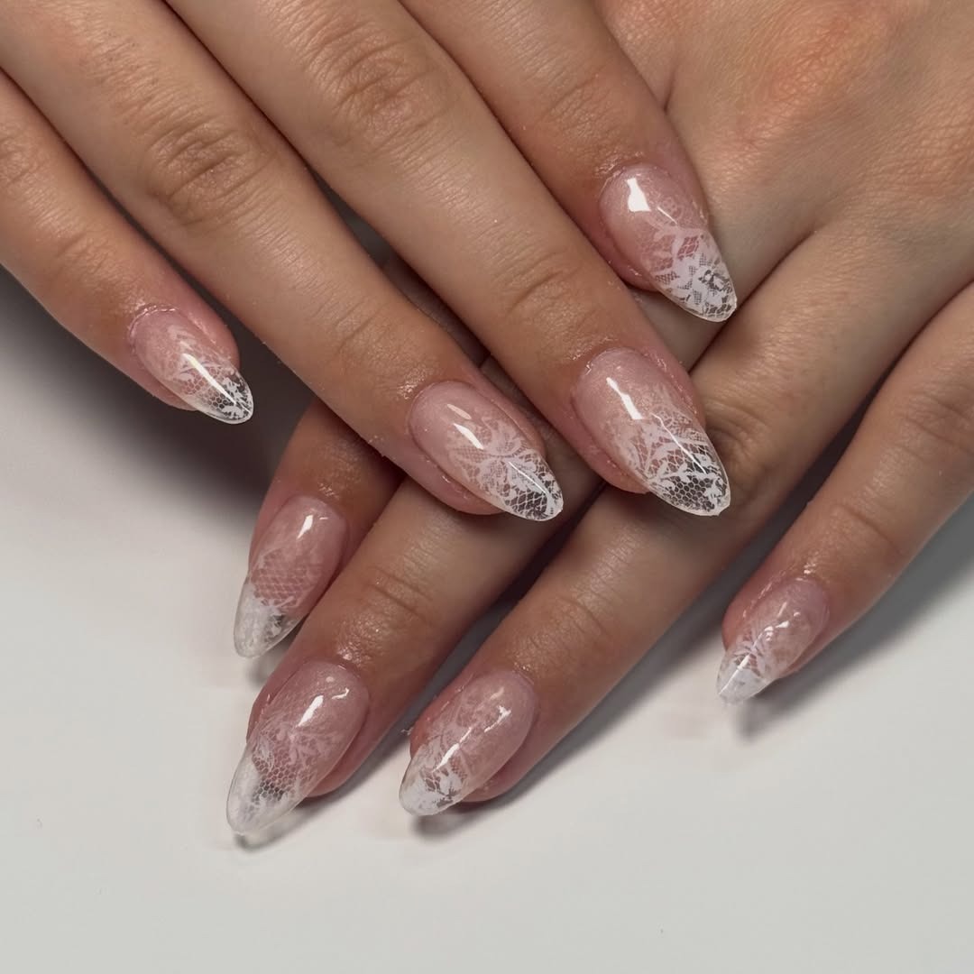 lace nails