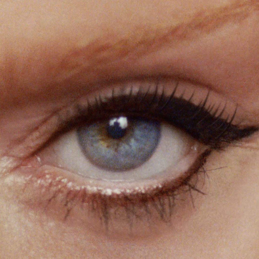 Το μάτι της Madonna από την καμπάνια των Dolce & Gabbana για το The One