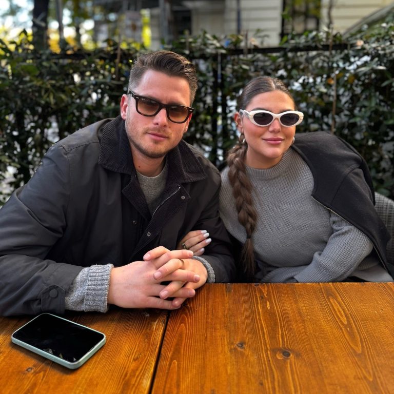 Η Δανάη Μπάρκα με τον σύντροφό της, Φάνη Μπότση