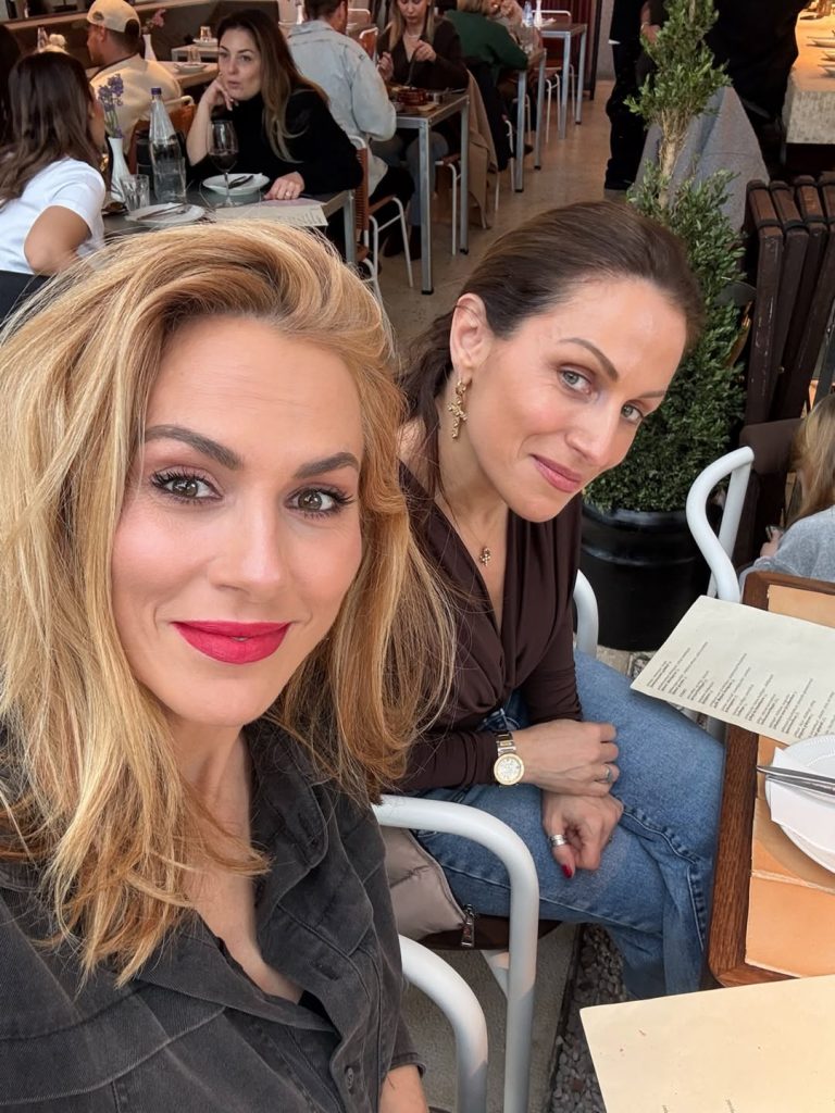 Παπαδημητρίου αδερφή