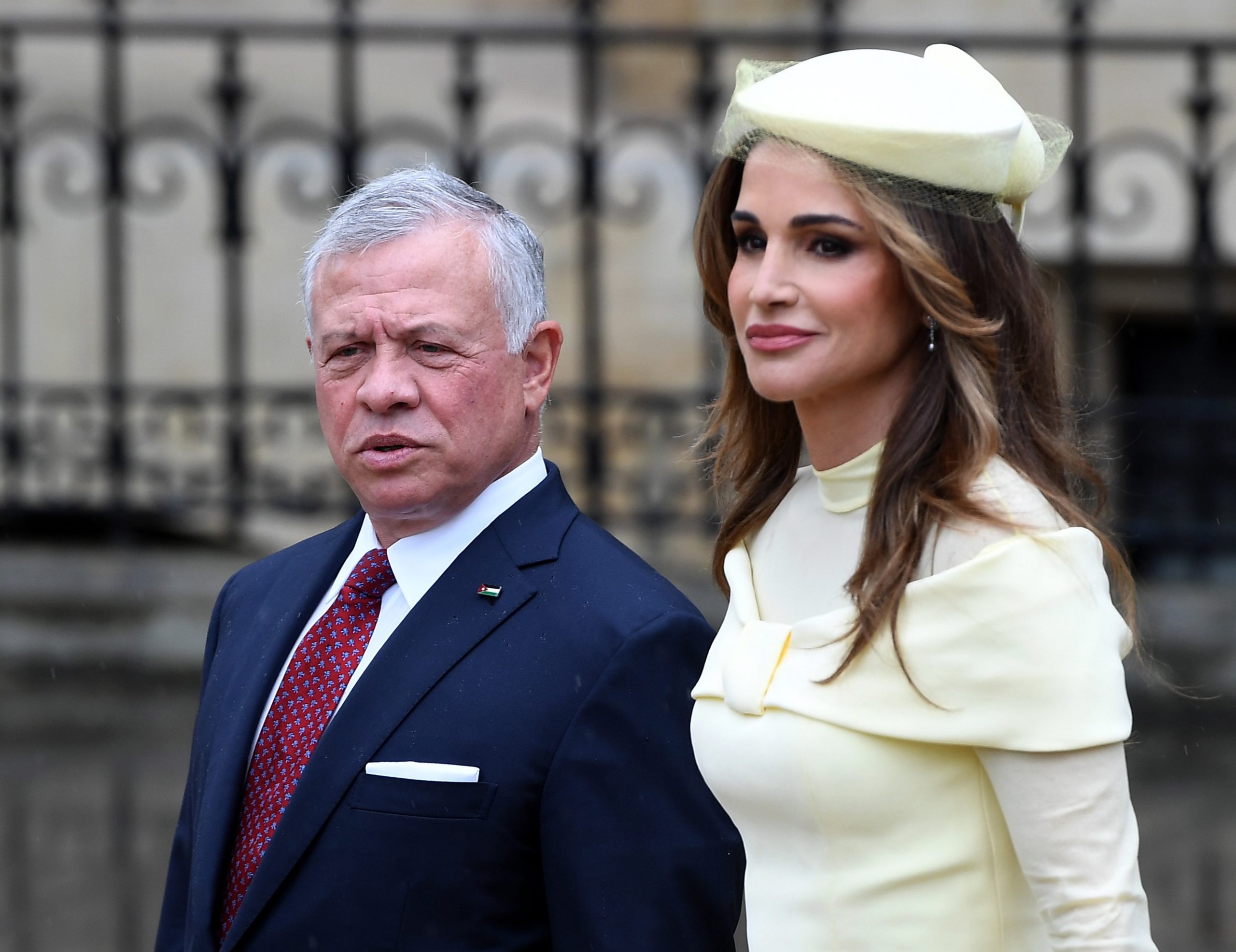 O βασιλιάς Αμπντάλα και η βασίλισσα Ράνια της Ιορδανίας στην τελετή ενθρόνισης του βασιλιά Κάρολου στο Αββαείο του Ουέστμινστερ, 6 Μαΐου 2023