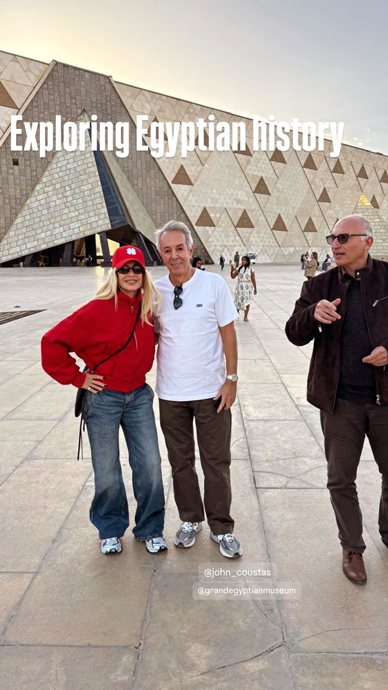 Η Άννα Βίσση με τον Γιάννη Κούστα στην Αίγυπτο