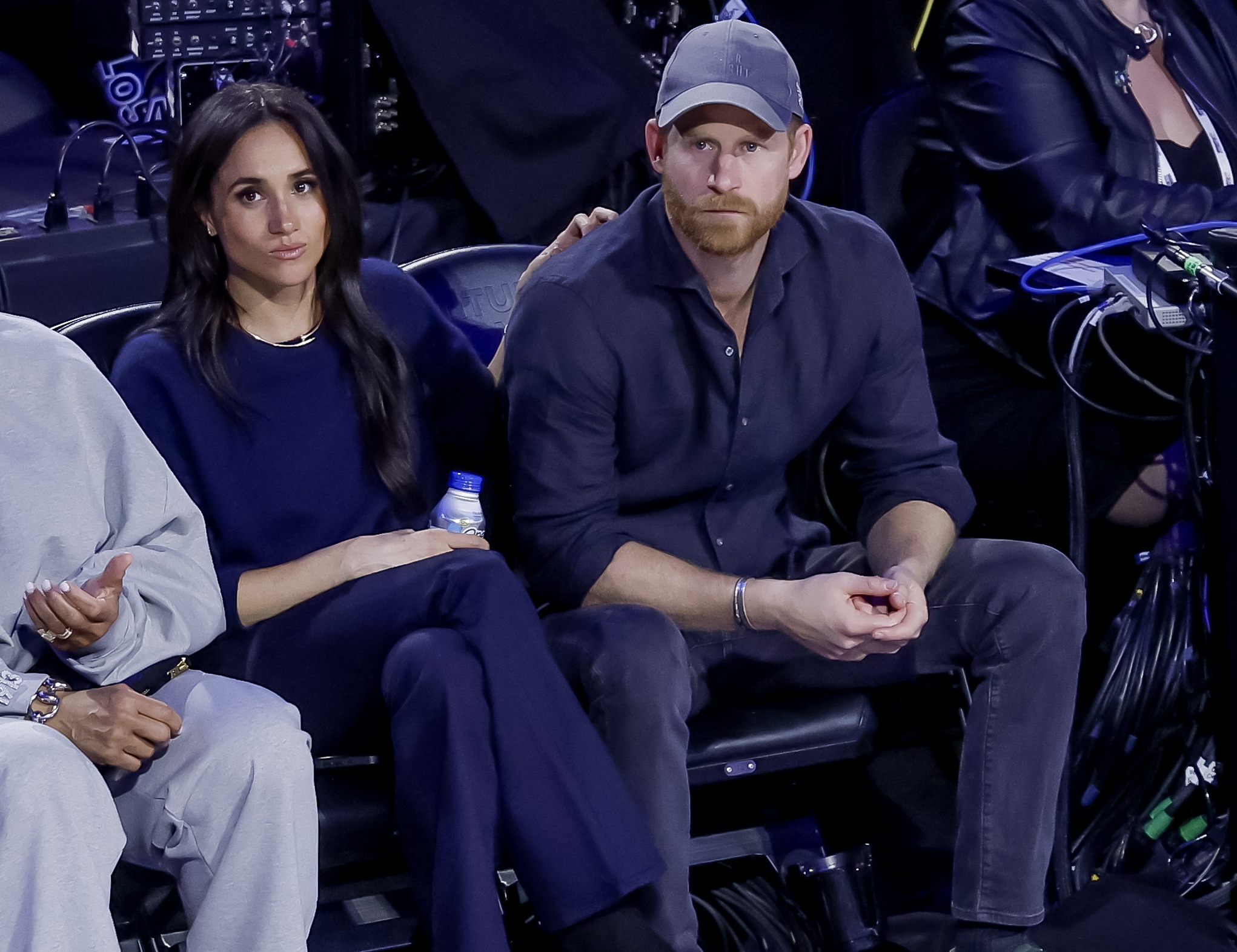 H Meghan Markle και ο πρίγκιπας Harry στο παιχνίδι μπάσκετ του NBA στο Intuit Dome του Ίνγκλγουντ στην Καλιφόρνια, 15 Φεβρουαρίου 2026