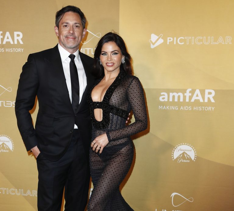 Ο Steve Kazee και η Jenna Dewan στο amfAR Gala Los Angeles 2022, στις 3 Νοεμβρίου 2022