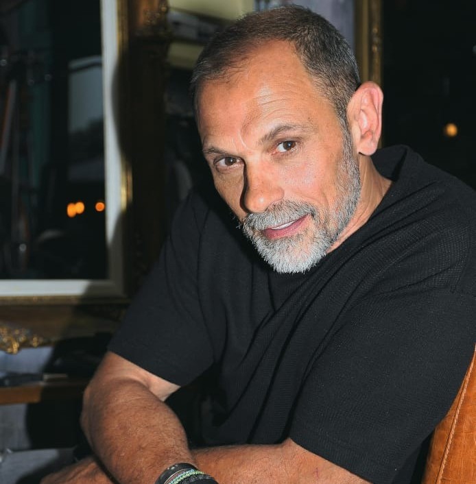 Ο Τζώνυ Θεοδωρίδης