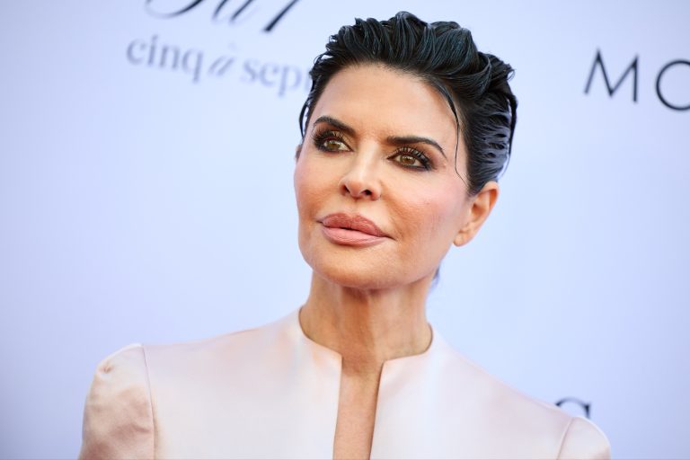 H Lisa Rinna παρευρίσκεται στα βραβεία Daily Front Row’s Fashion Los Angeles Awards στο ξενοδοχείο Beverly Hills Hotel στην Καλιφόρνια, στις 28 Απριλίου 2024