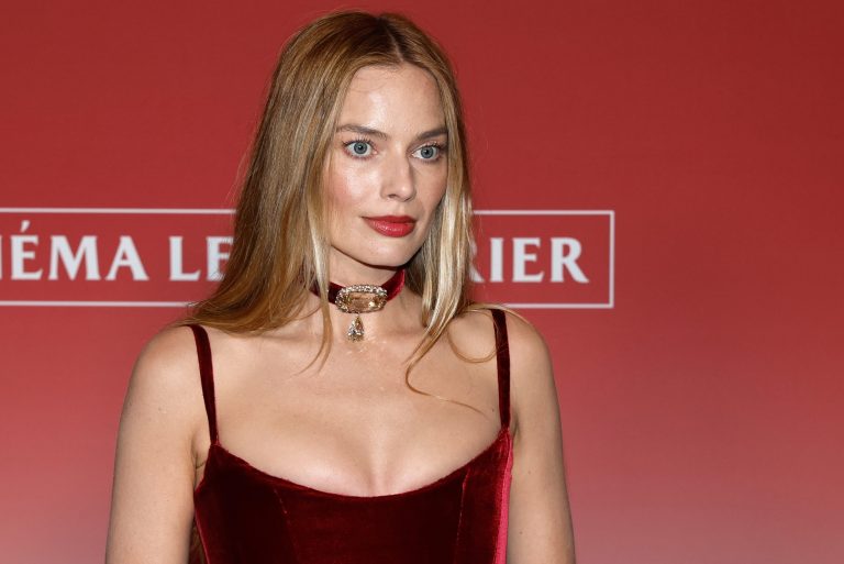 H Margot Robbie στην προβολή της ταινίας Ανεμοδαρμένα Υψη στο Grand Rex του Παρισιού, 2 Φεβρουαρίου 2026