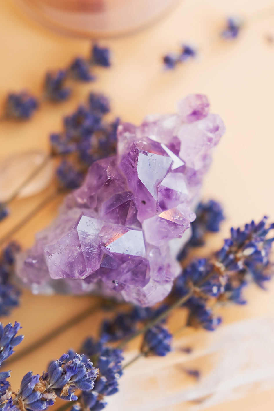 Αμέθυστος κρύσταλλος και η δύναμή του. Πώς επηρεάζει την ενέργειά μας.
