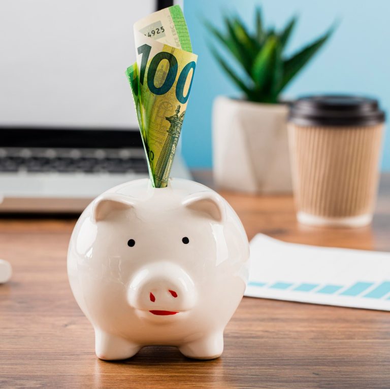 Αποταμίευση σε κουμπαρά