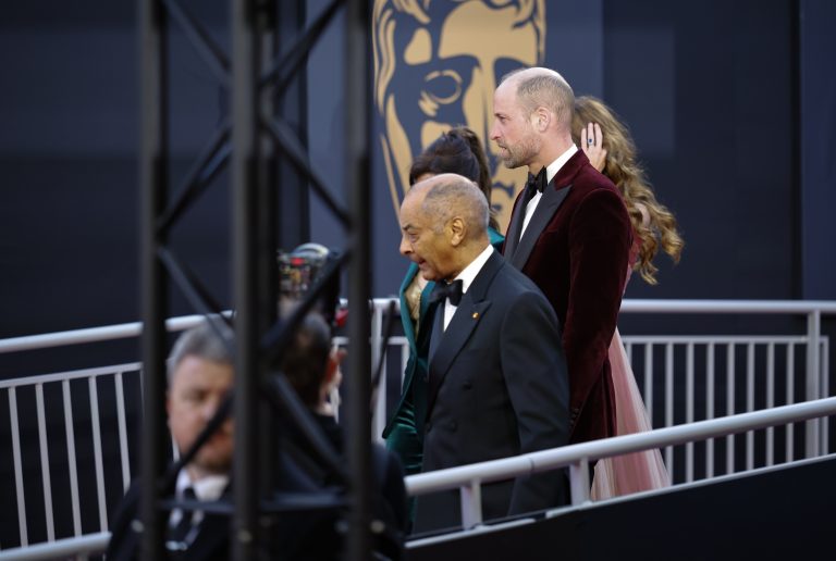 O πρίγκιπας William και η Kate Middleton κατά την άφιξή τους στα βραβεία BAFTA που διεξάγονται στο Royal Festival Hall στο Λονδίνο, 22 Φεβρουαρίου 2026