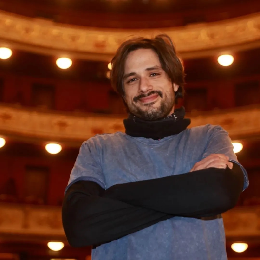 Γιάννης Νιάρρος