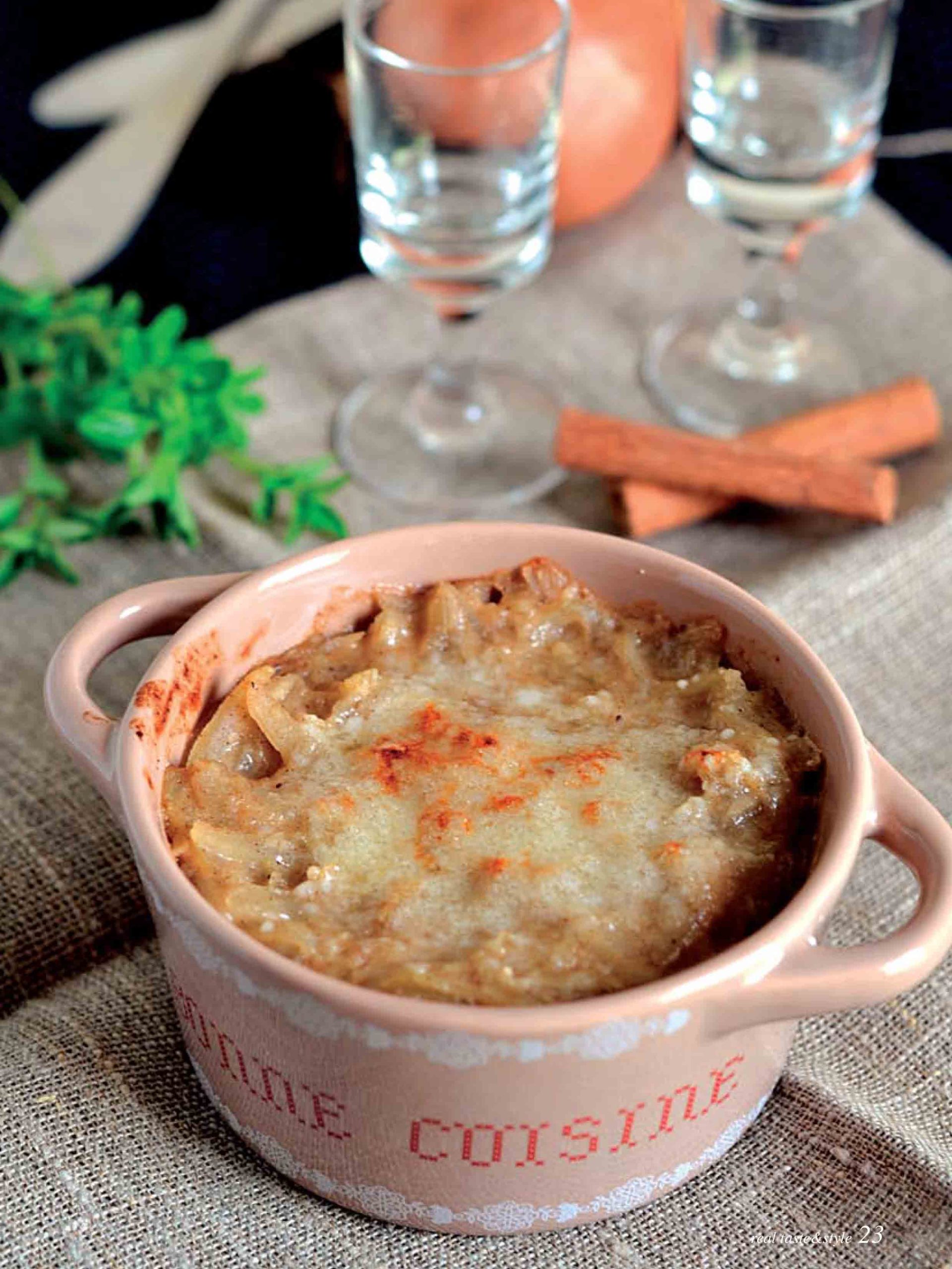 Κρεμμυδόσουπα στο φούρνο γκρατέν.