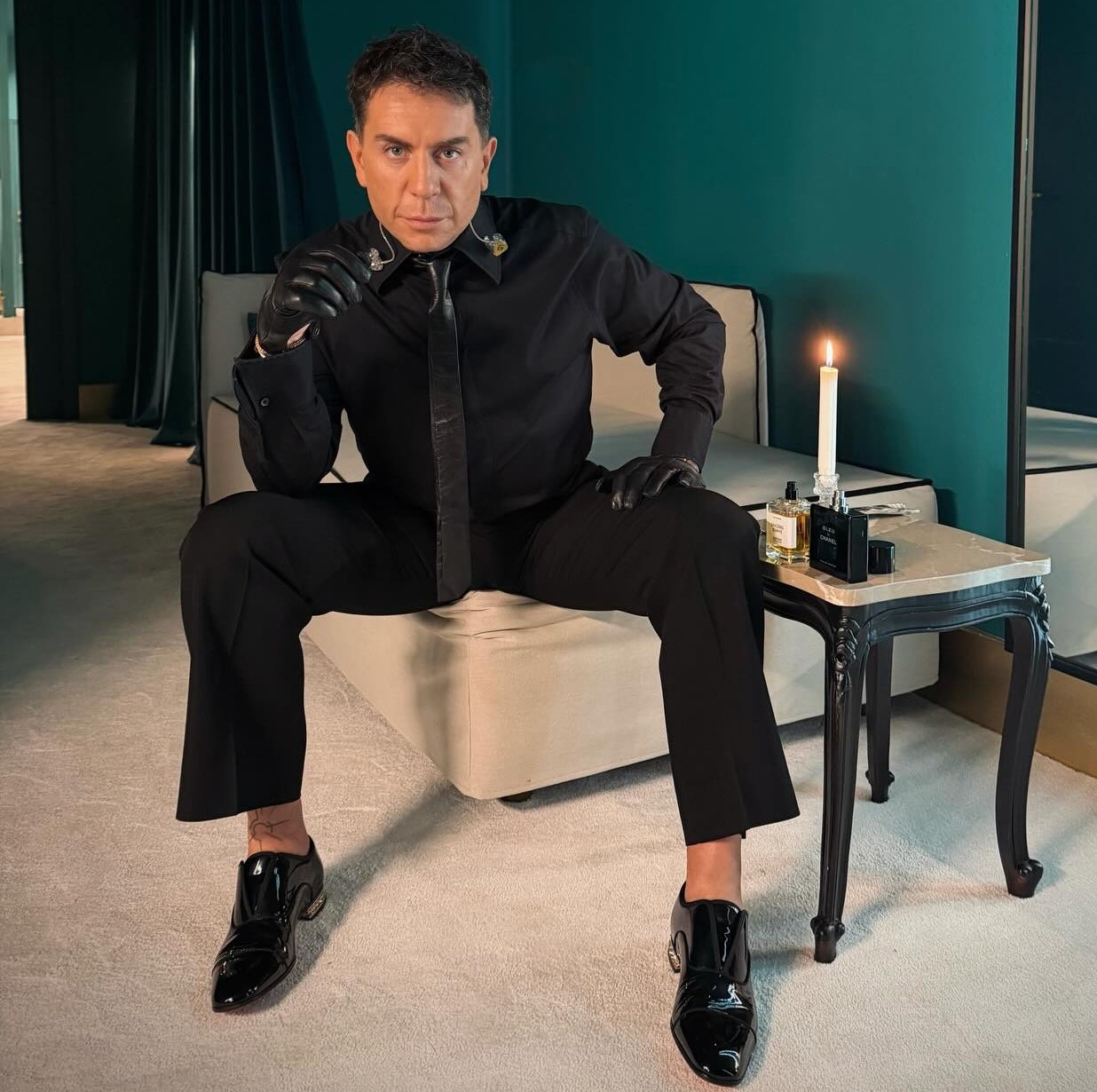 Ο Γιώργος Μαζωνάκης στο καμαρίνι