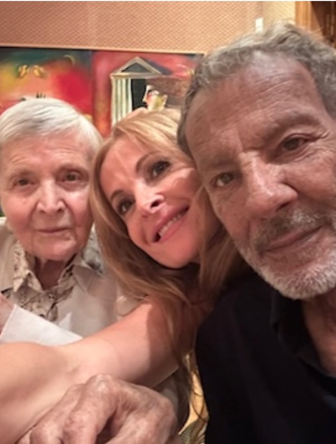 Ο Σταύρος Ξαρχάκος και η Ηρώ Σαΐα με την Ελένη Γλύκατζη-Αρβελέρ.