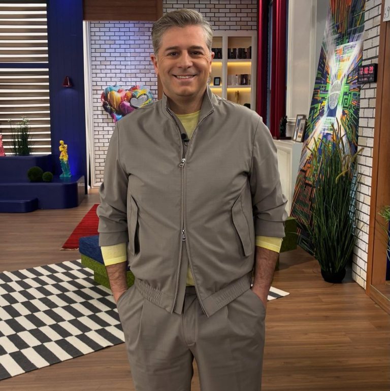 Ο Αλέξανδρος Μπουρδούμης στην εκπομπή «Καλύτερα Δε Γίνεται».